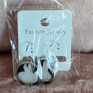 🌸vintage Marilyn Monroe earrings🌸